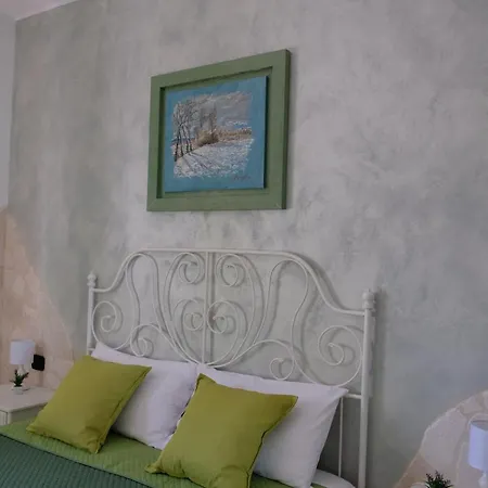 B&B Iolanda Un In Relax Vista Mare E Montagna 포사세시아