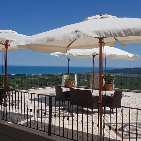 Iolanda Un In Relax Vista Mare E Montagna 4* 포사세시아