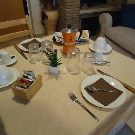 Bed & Breakfast Iolanda Un In Relax Vista Mare E Montagna *