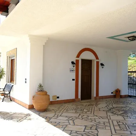 Iolanda Un In Relax Vista Mare E Montagna Фоссачезия