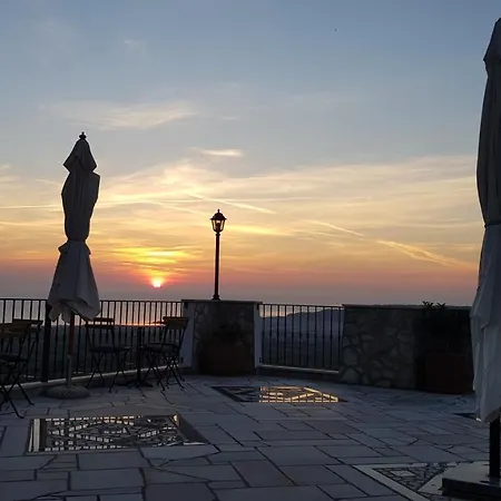 Iolanda Un In Relax Vista Mare E Montagna 4* פוסאצ'סיה