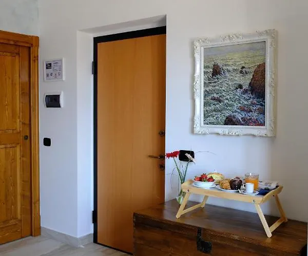 Iolanda Un In Relax Vista Mare E Montagna לינה וארוחת בוקר פוסאצ'סיה