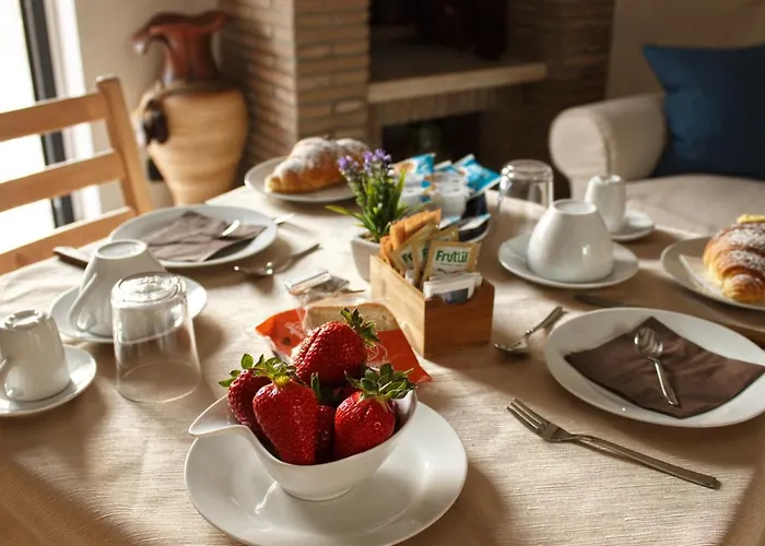 住宿加早餐酒店 Iolanda Un In Relax Vista Mare E Montagna 4*