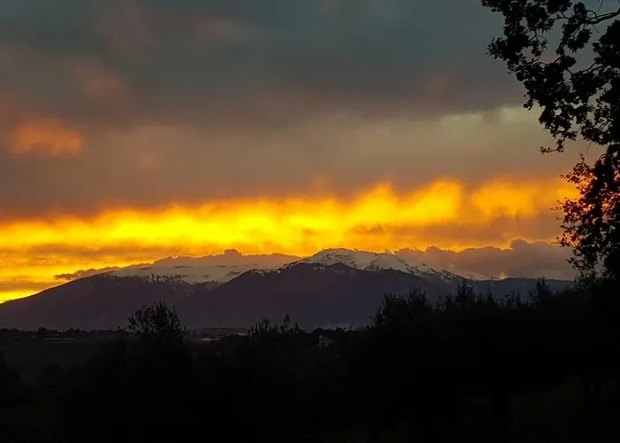 Iolanda Un In Relax Vista Mare E Montagna 4*